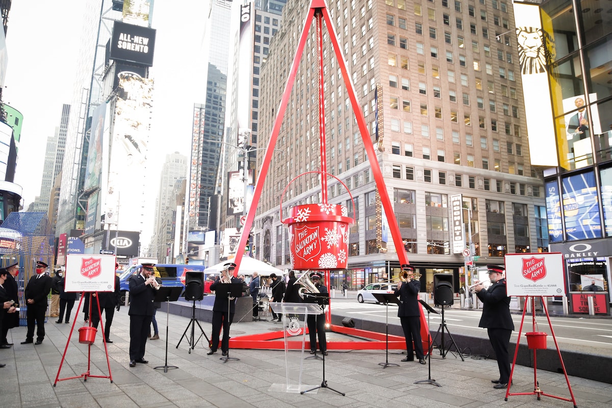  The Salvation Army encourages Americans to take part in 132nd annual Red Kettle campaign