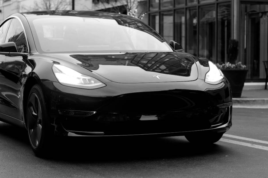 Tesla layoffs speeding up as EV market slows